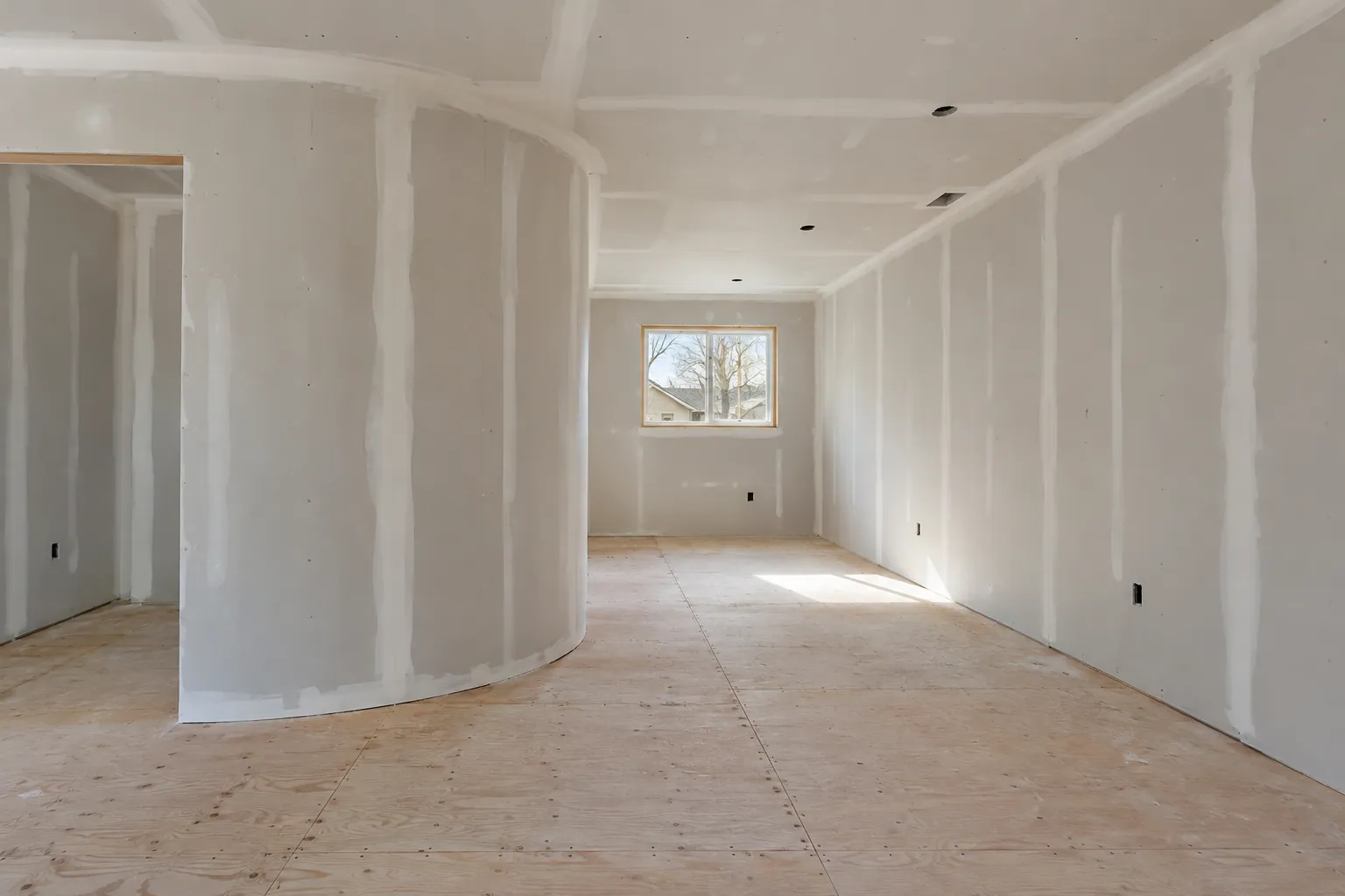 Residential drywall improvements in Burlington, Ontario.